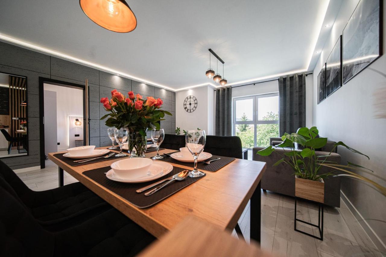 Apartamento Apartament Duzy Staw Jelenia Góra Exterior foto
