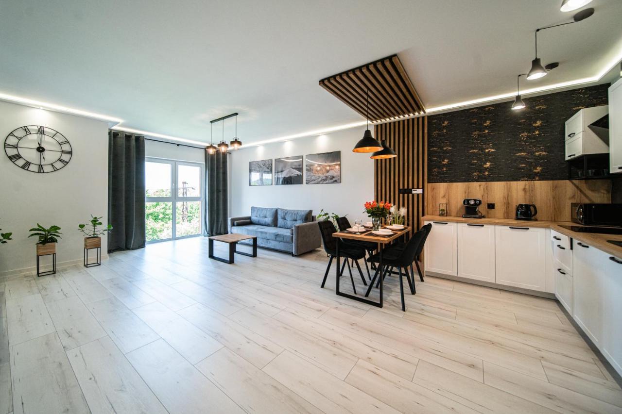 Apartamento Apartament Duzy Staw Jelenia Góra Exterior foto